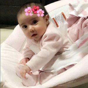 Meet your Posher, Estrella